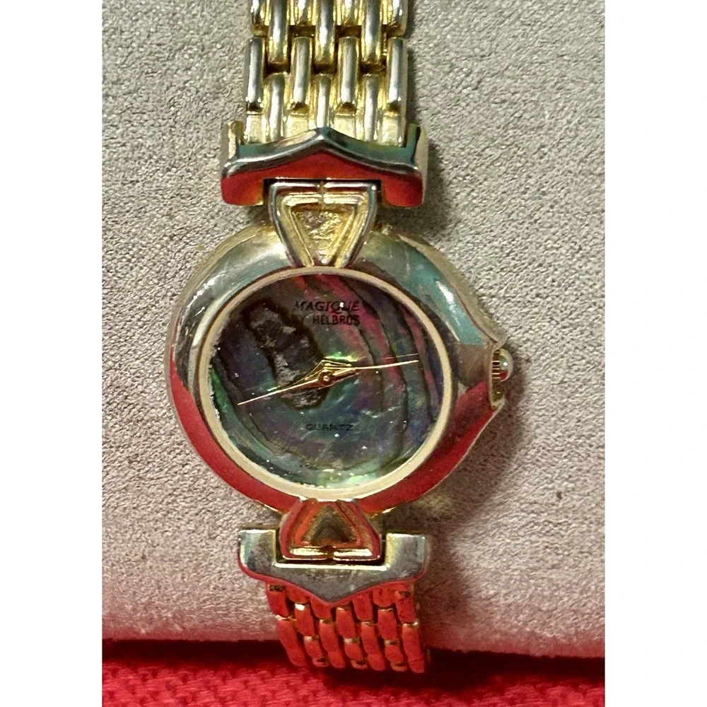 Vintage Magique Helbros MG10940Y Women's Watch Abalone Shell Dial New Battery